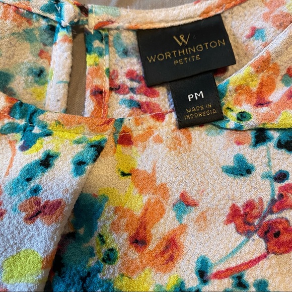 WORTHINGTON Short Sleeved Blouse Floral Flounce Front White Size Petite Medium - Picture 7 of 8